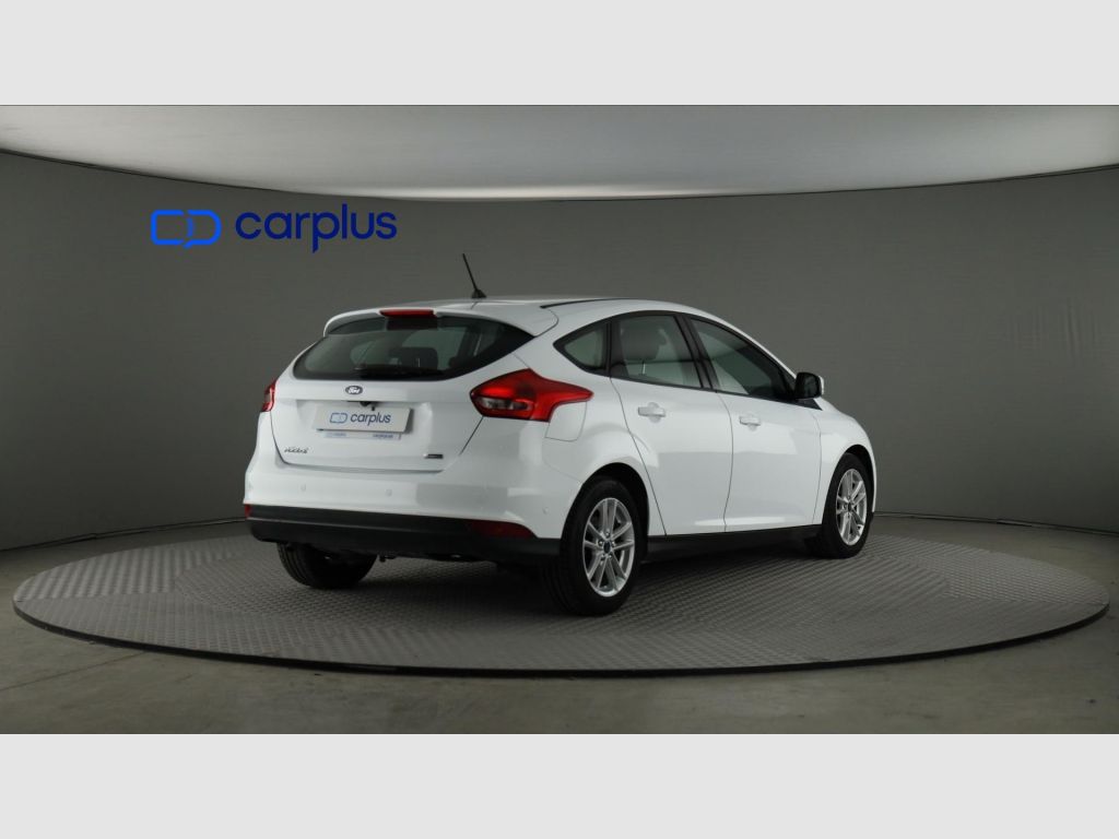 Ford Focus - 7