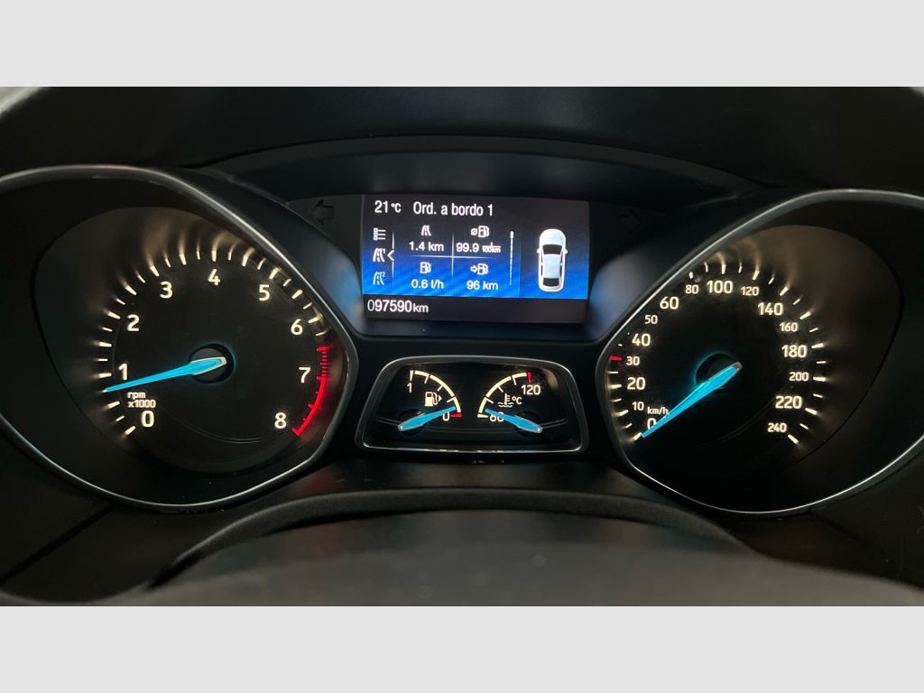 Ford Focus - 10
