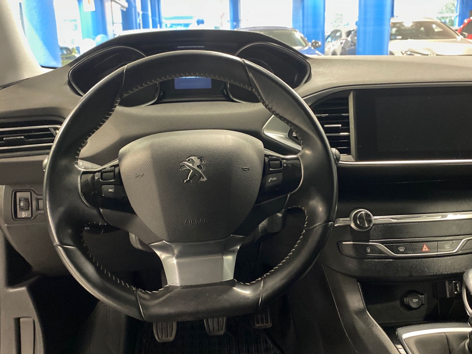 Peugeot 308 - 10
