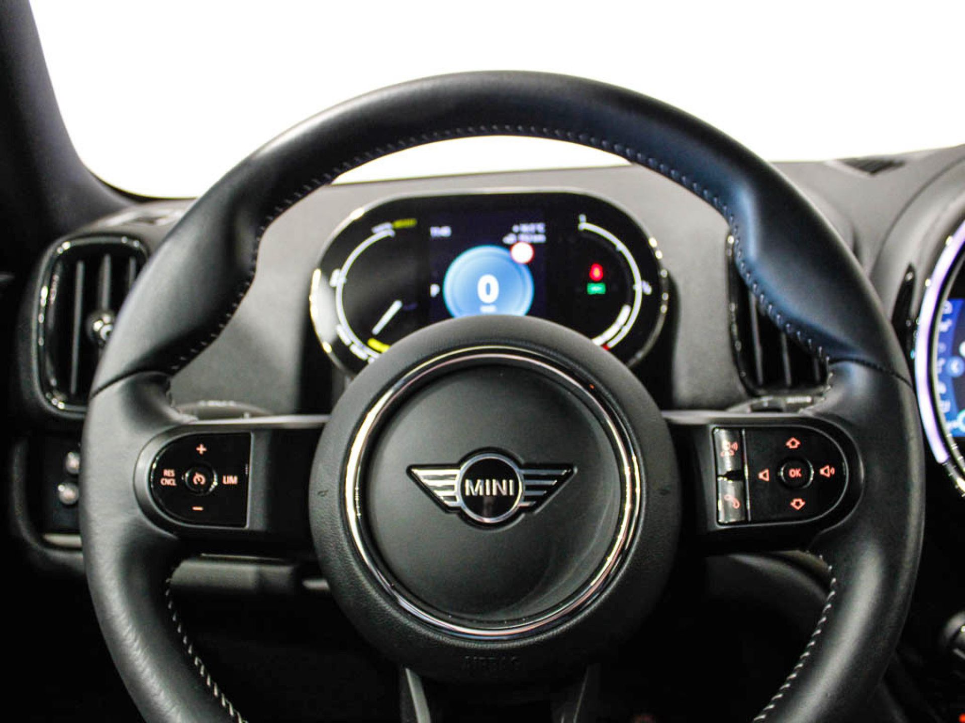 Mini Countryman - 12