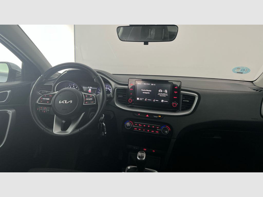 Kia XCeed - 11