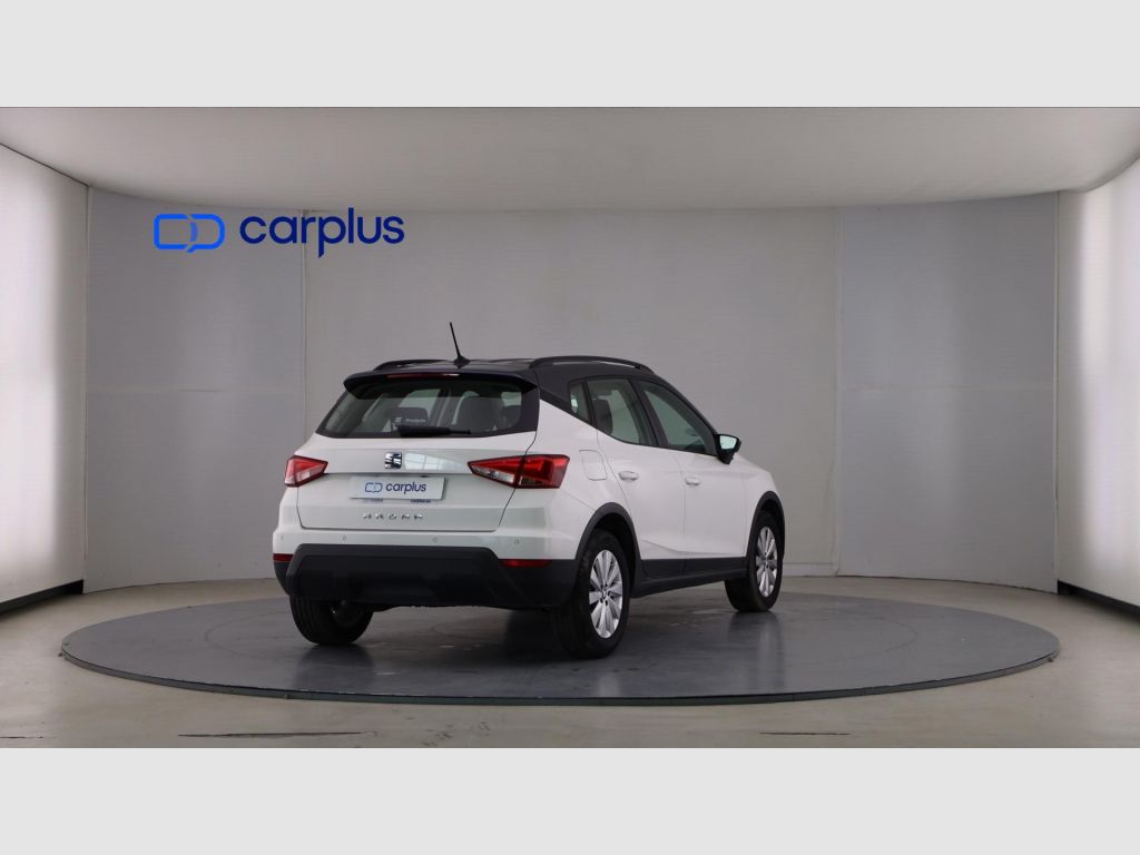SEAT Arona - 7
