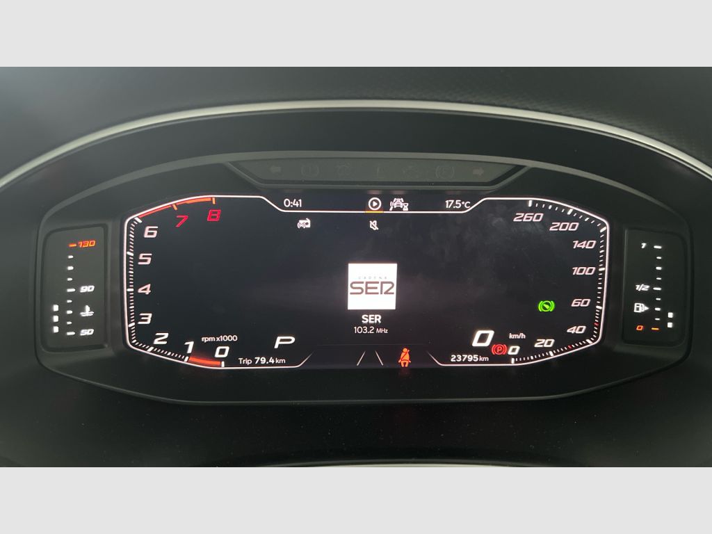 SEAT Arona - 10