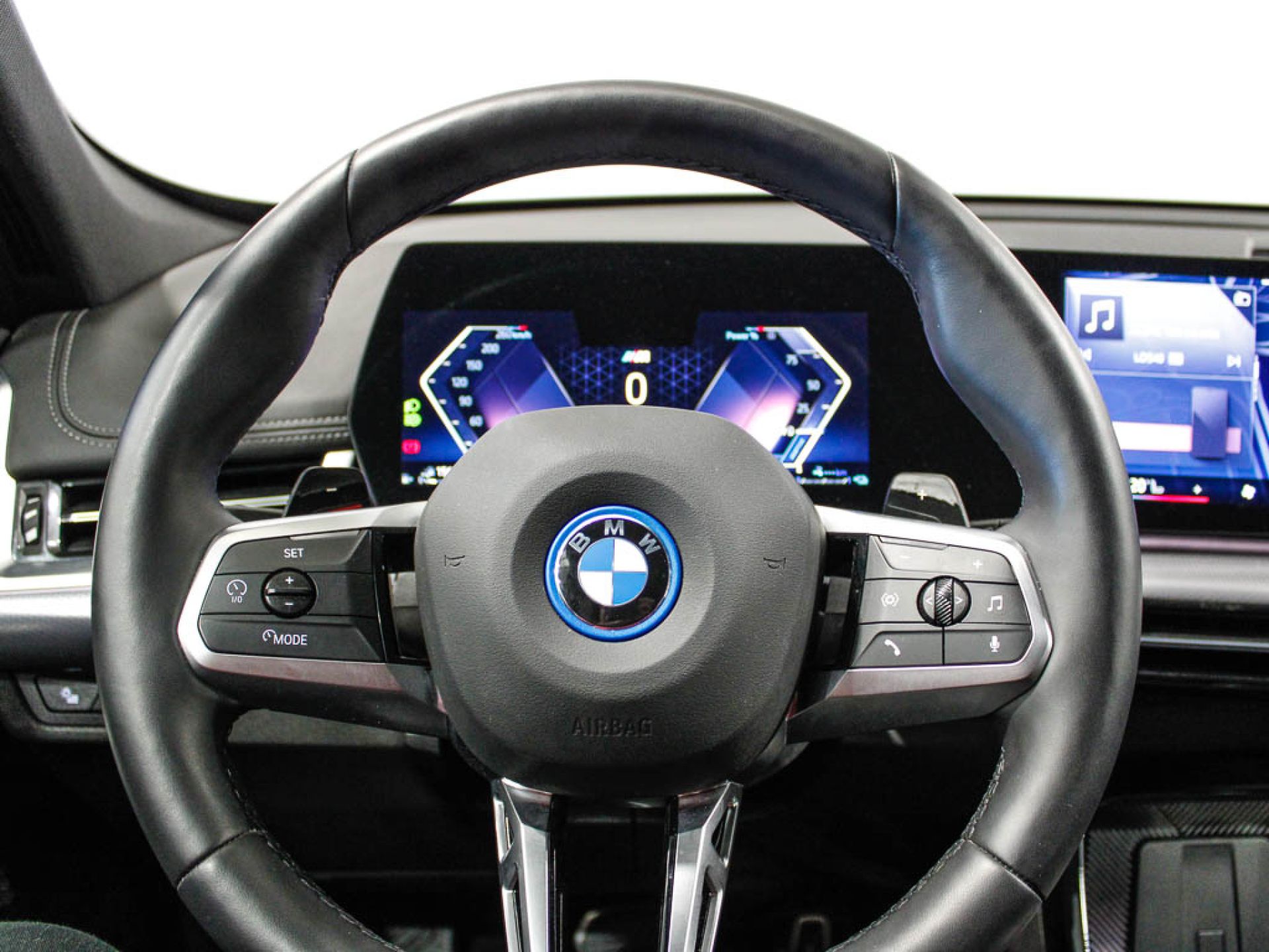 BMW X1 - 12