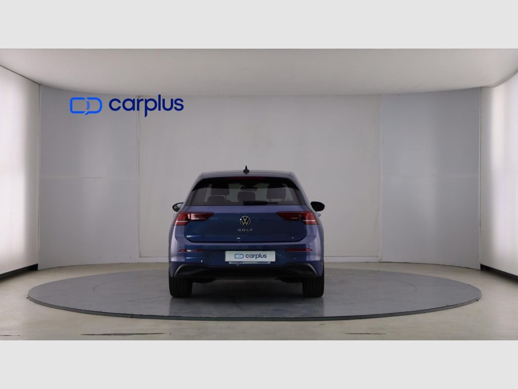 Volkswagen Golf - 6