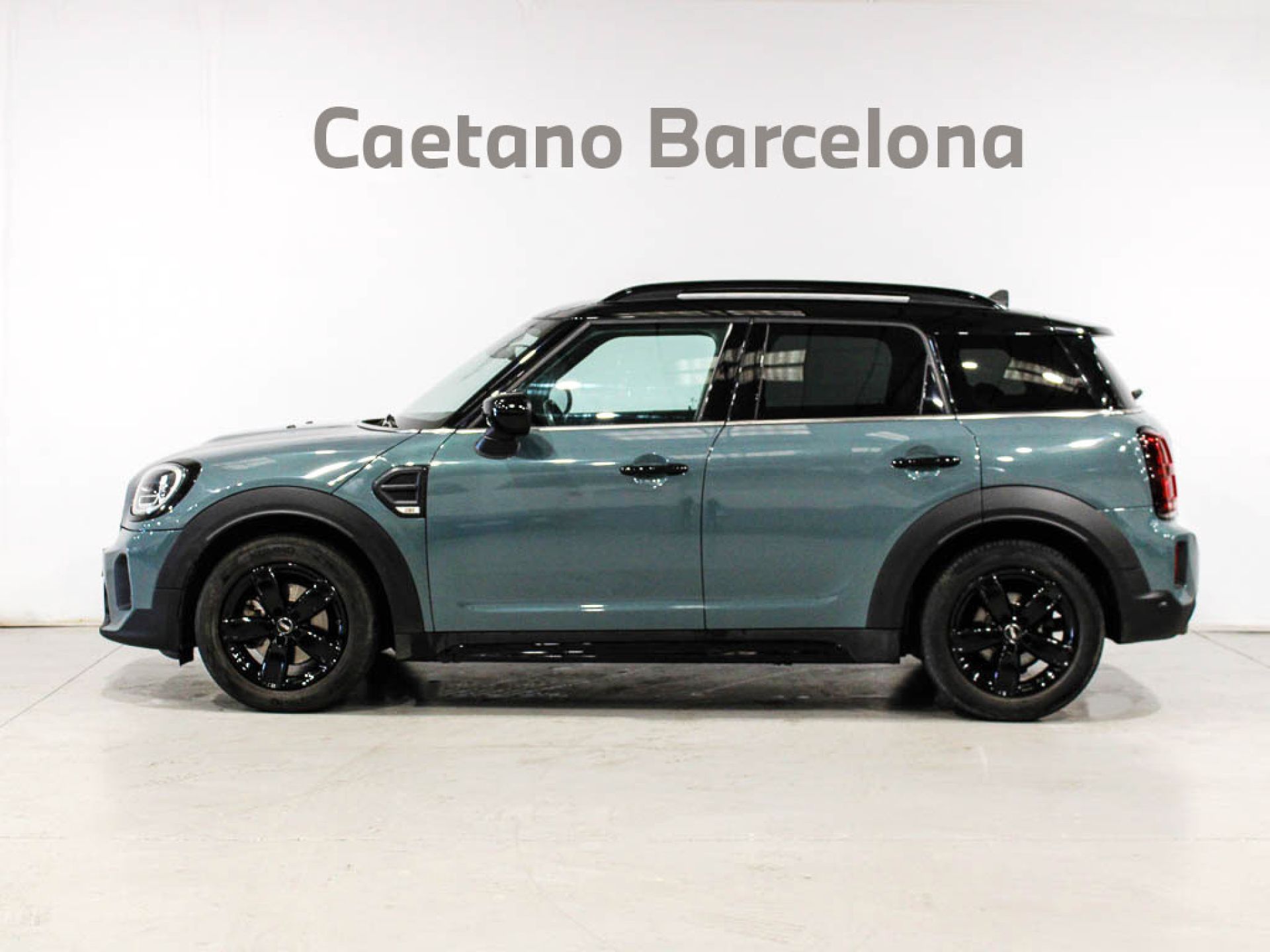 Mini Countryman - 3