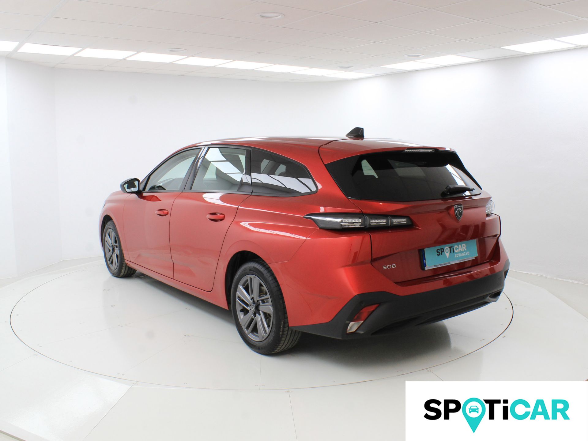 Peugeot 308 - 8