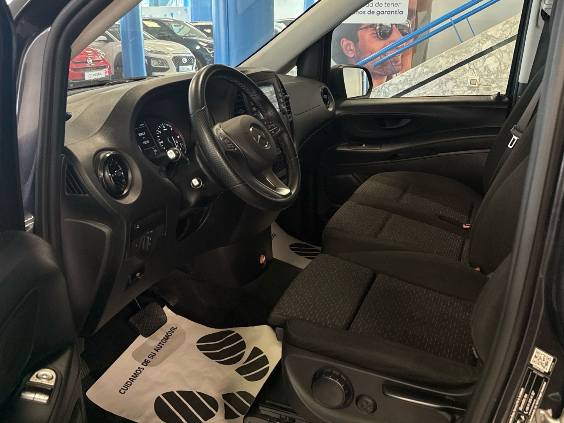 Mercedes-Benz Vito - 11
