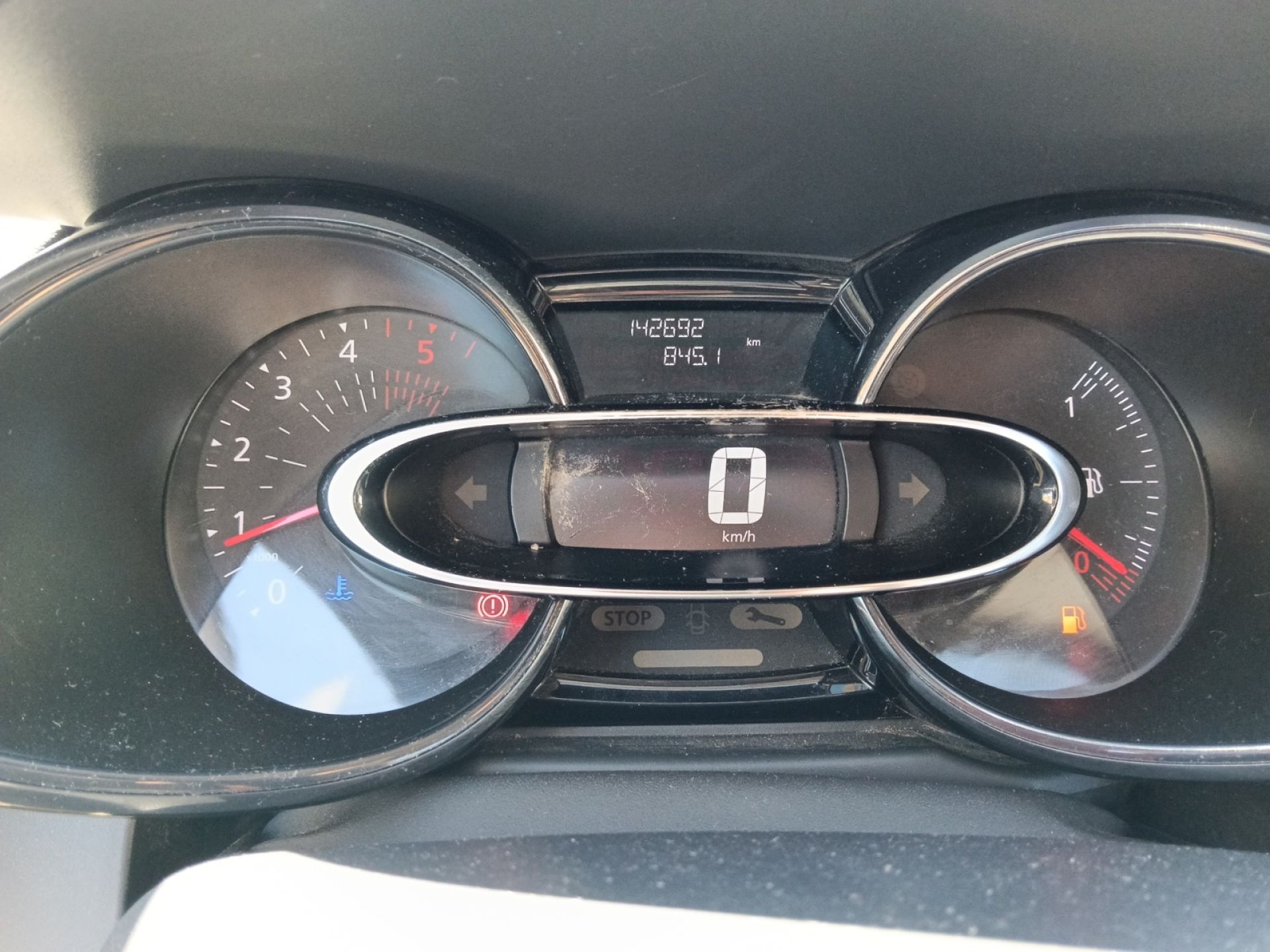 Renault Clio - 11