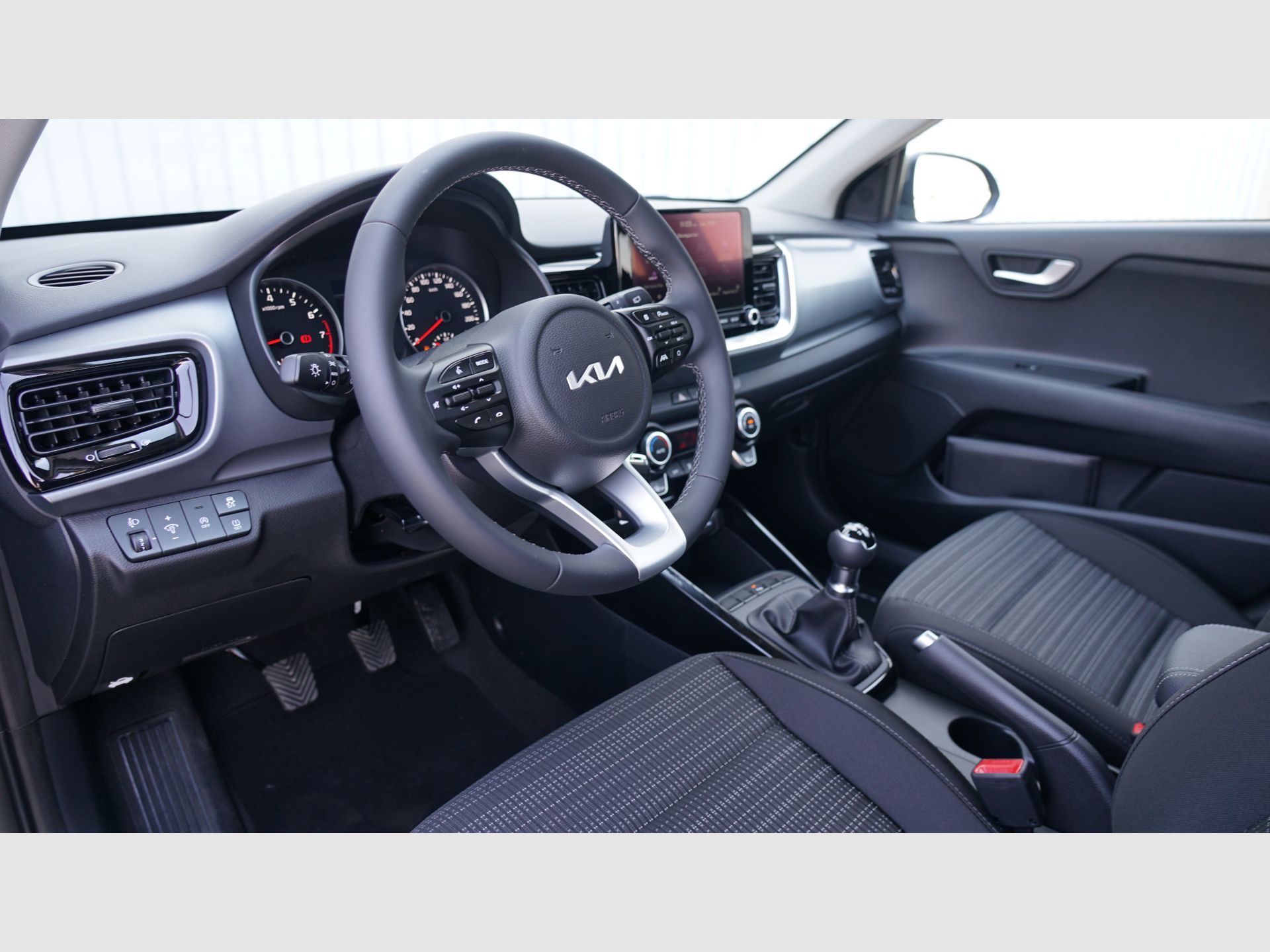 Kia Stonic - 8