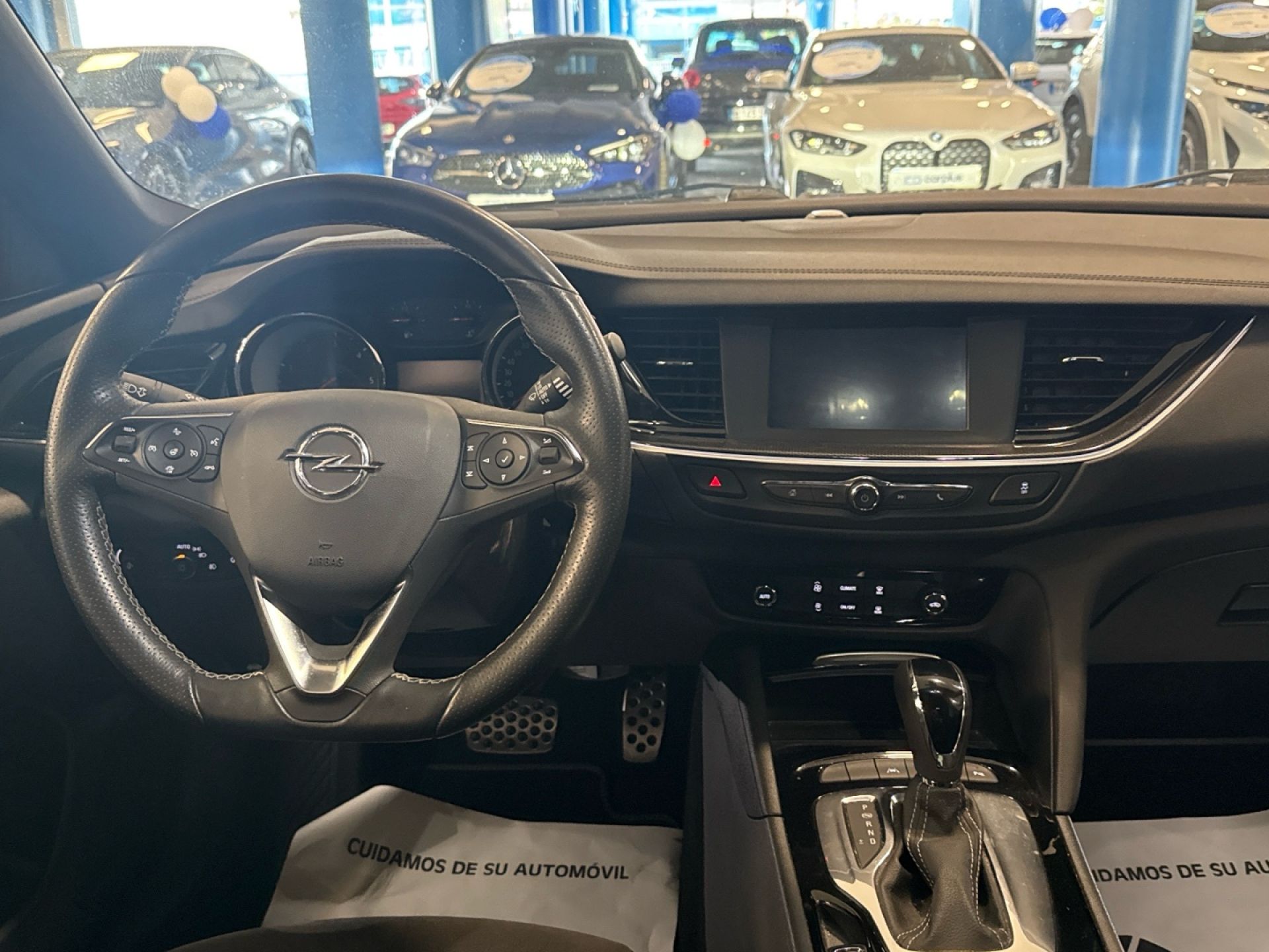 Opel Insignia - 9
