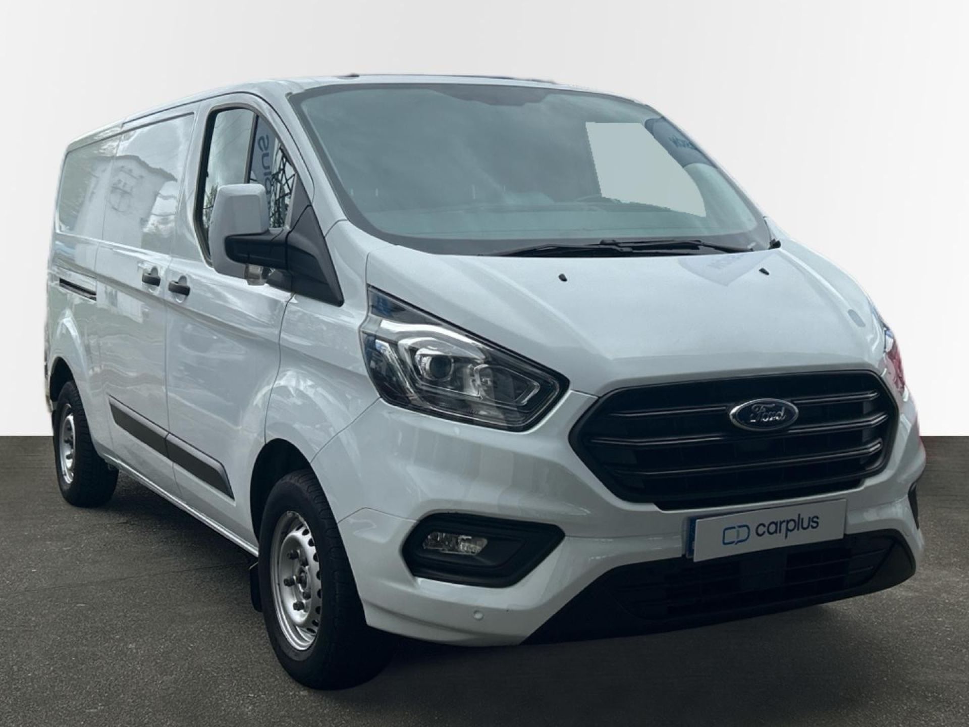 Ford Tourneo Custom - 2