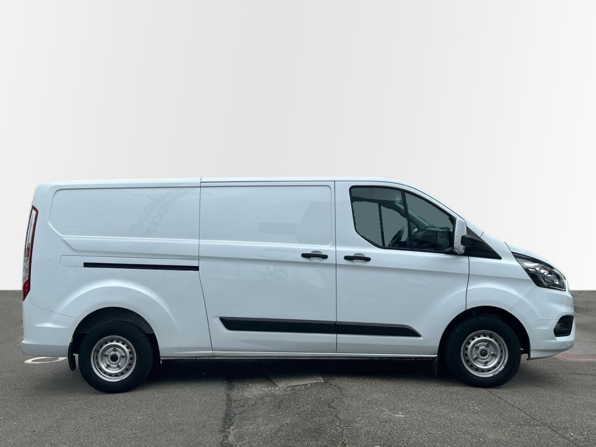 Ford Tourneo Custom - 8