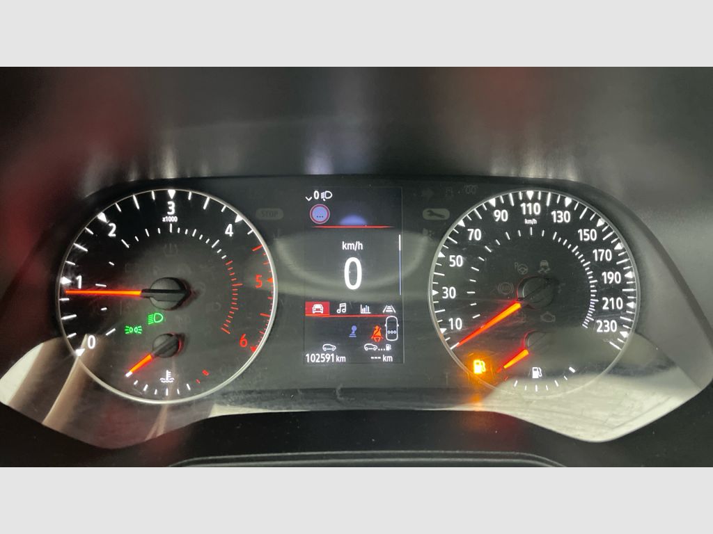 Renault Clio - 10