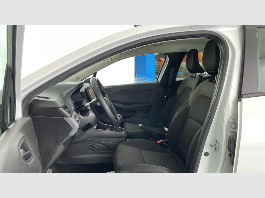Renault Clio - 12