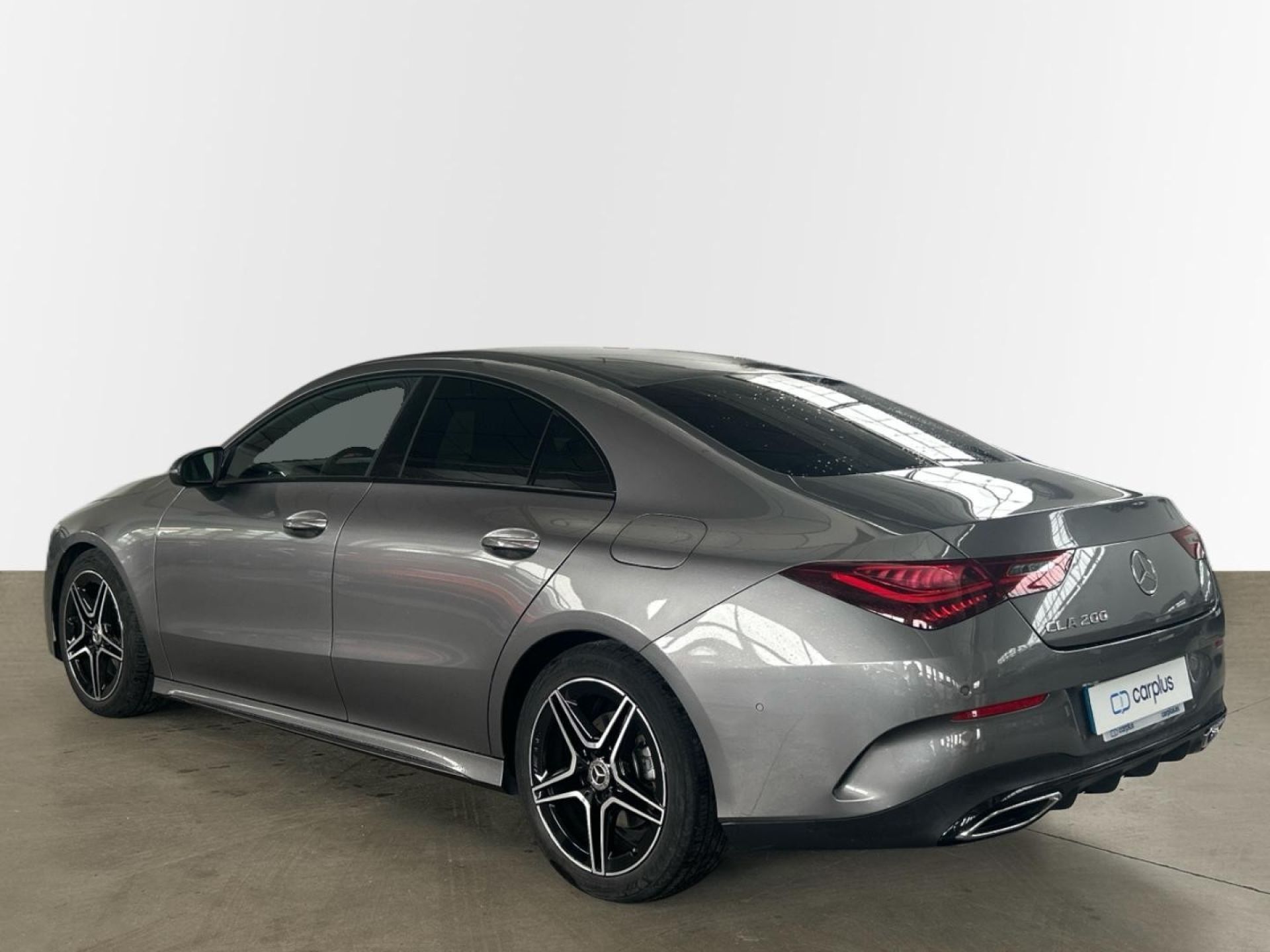 Mercedes-Benz CLA - 5