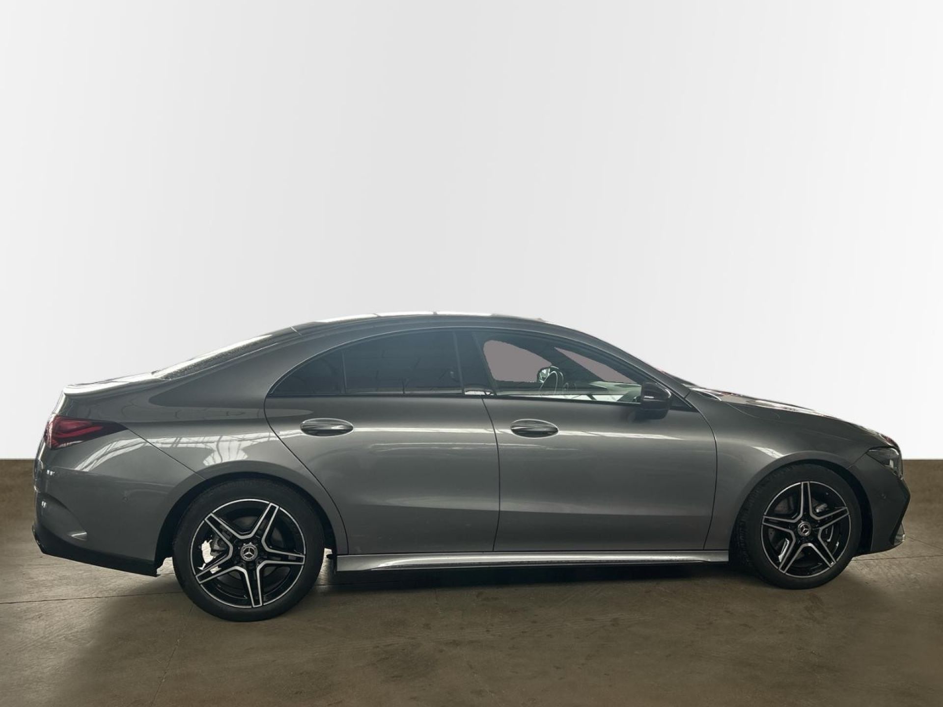 Mercedes-Benz CLA - 8