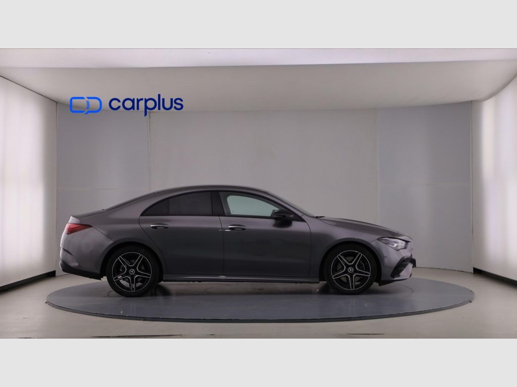 Mercedes-Benz CLA - 4