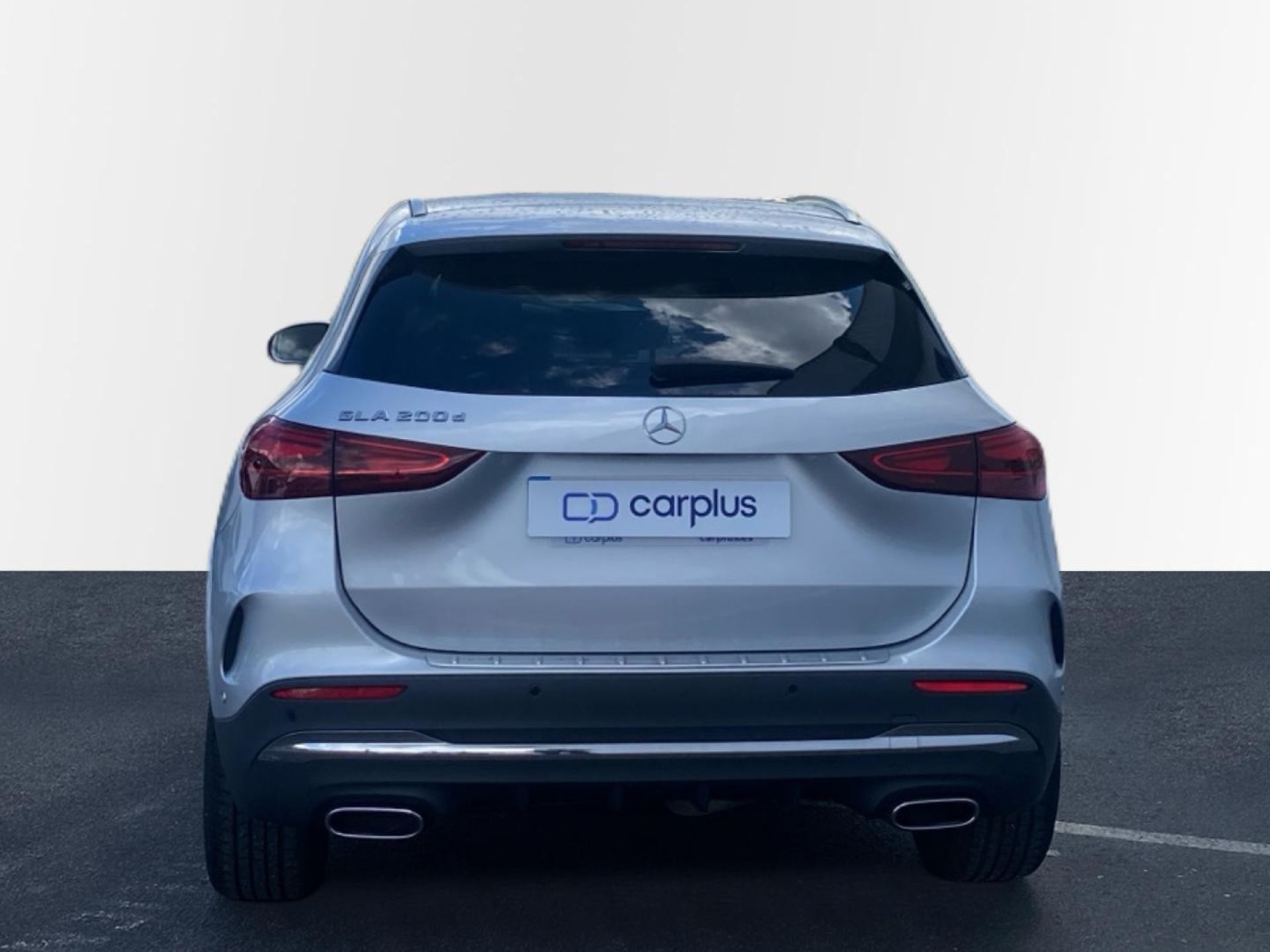 Mercedes-Benz GLA - 6