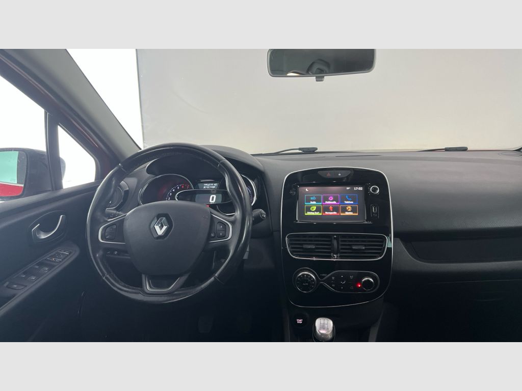 Renault Clio - 11