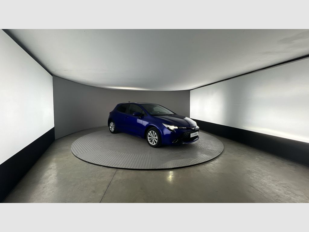 TOYOTA Corolla - 2