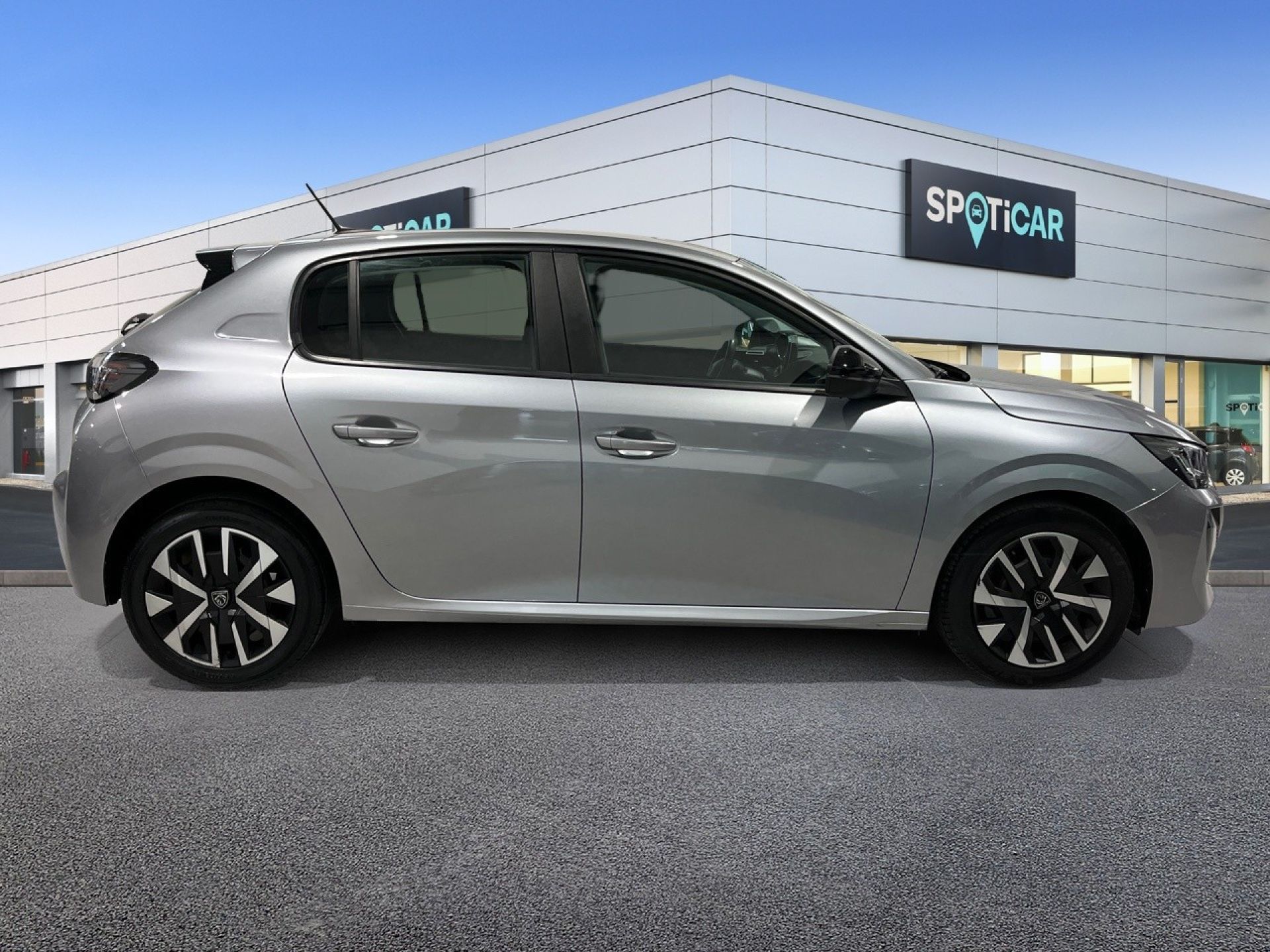 Peugeot 208 - 4