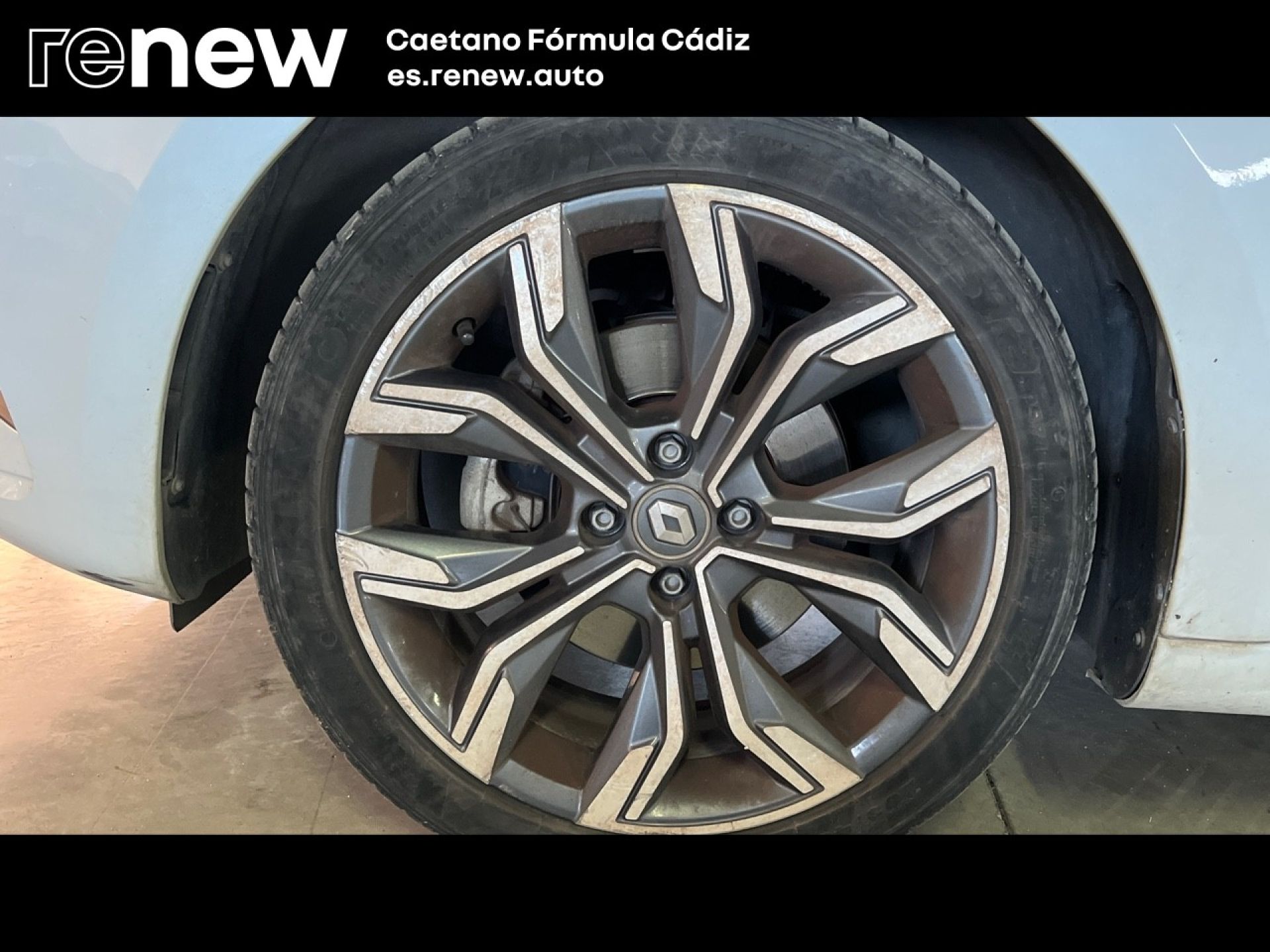 Renault Clio - 8