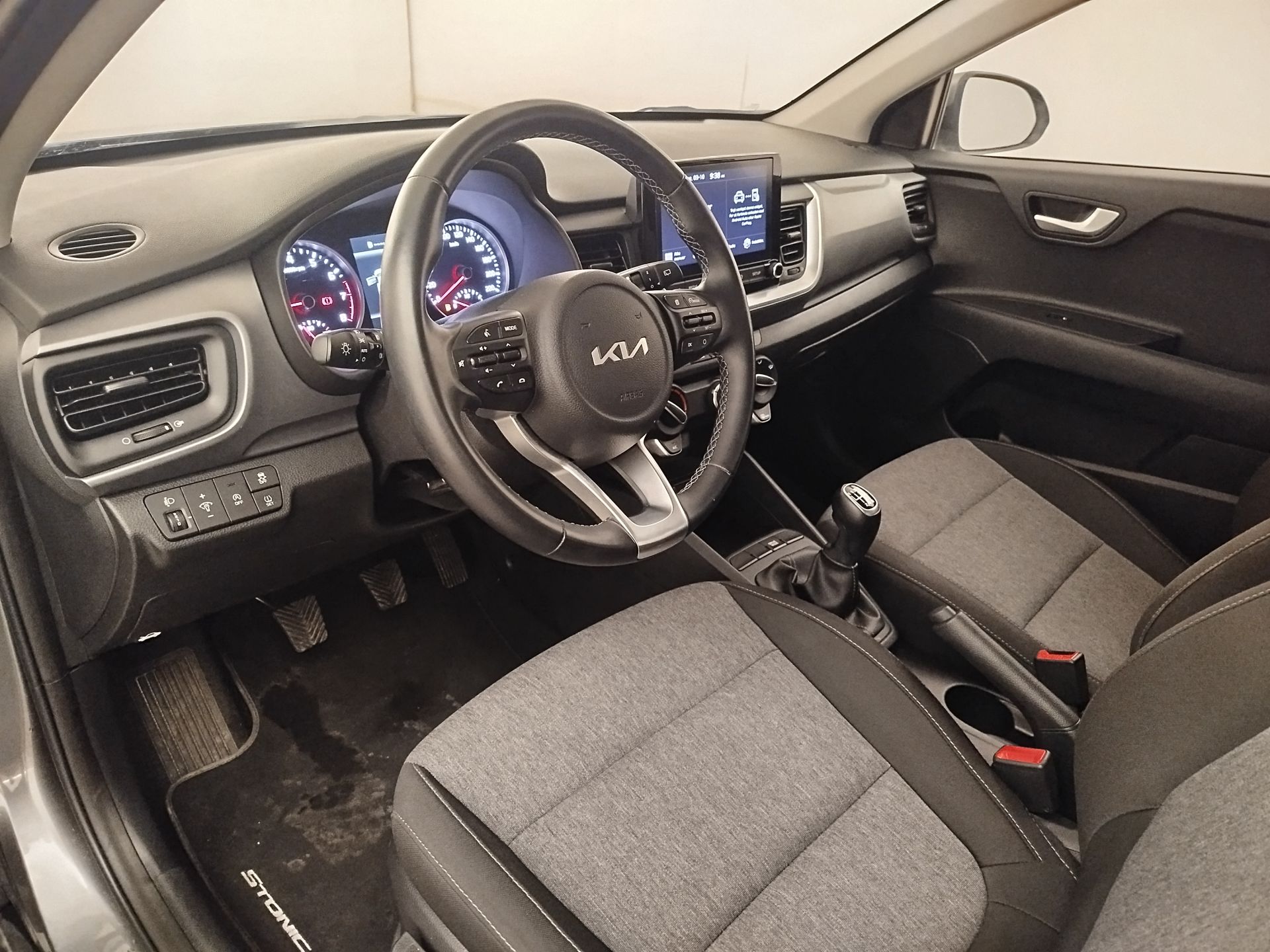 Kia Stonic - 2