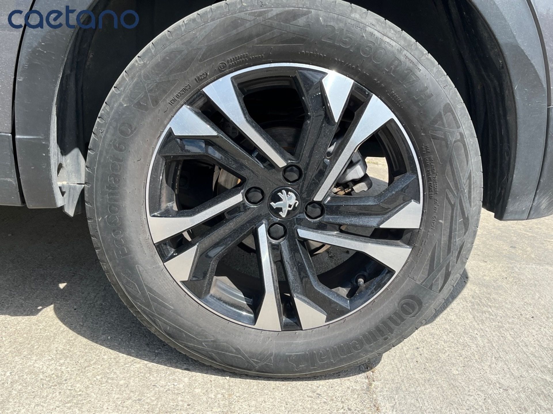 Peugeot 2008 - 8