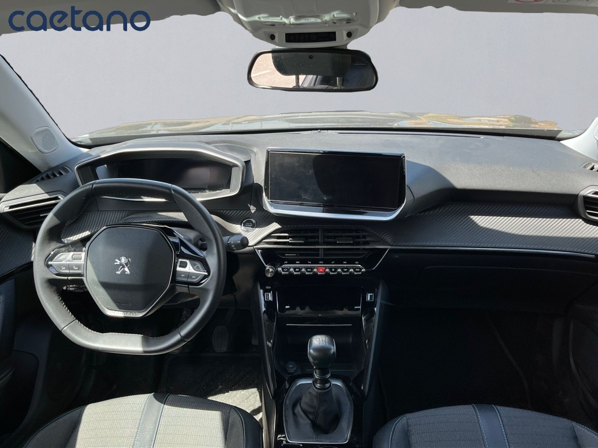 Peugeot 2008 - 12