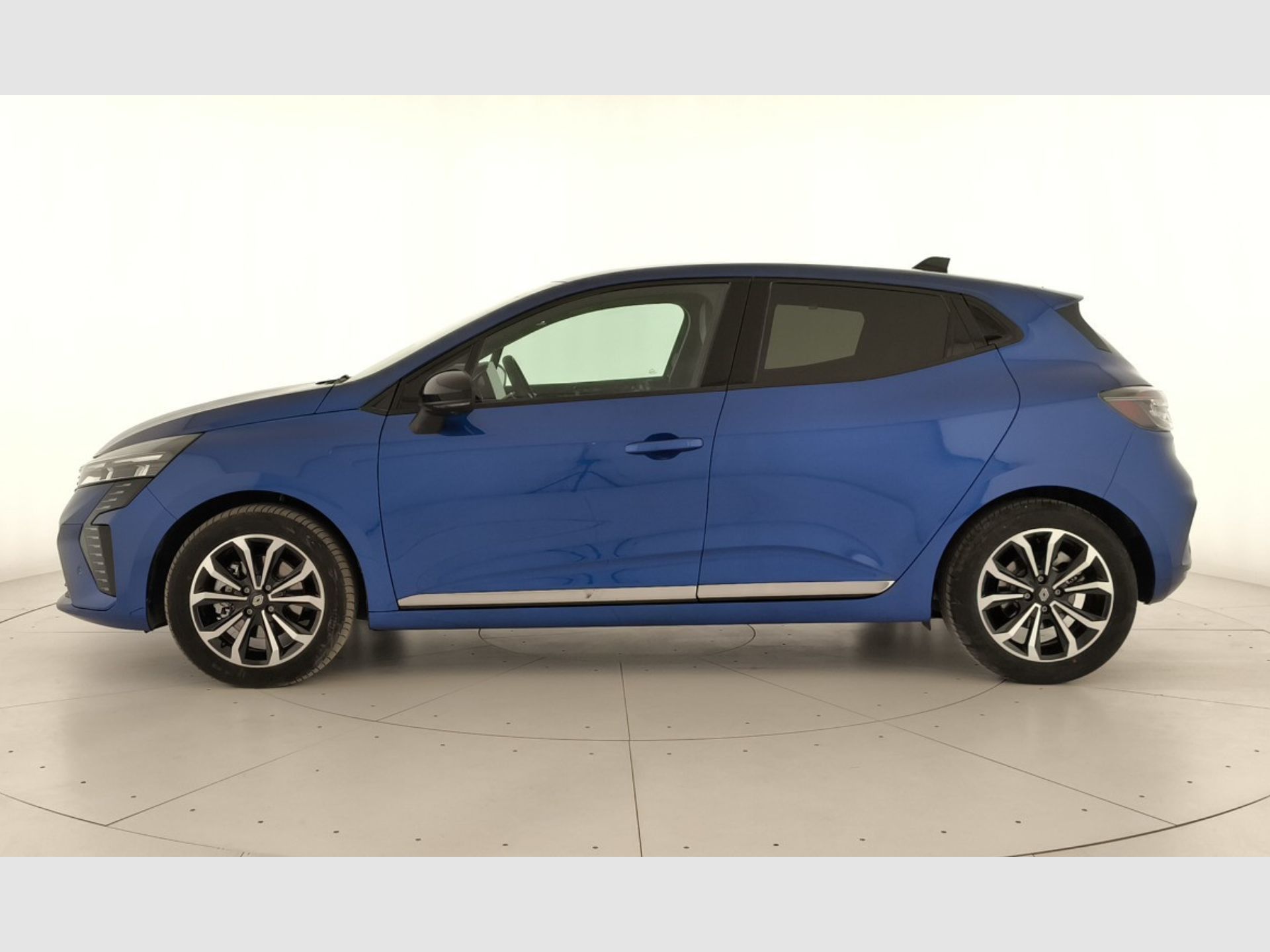 Renault Clio - 6