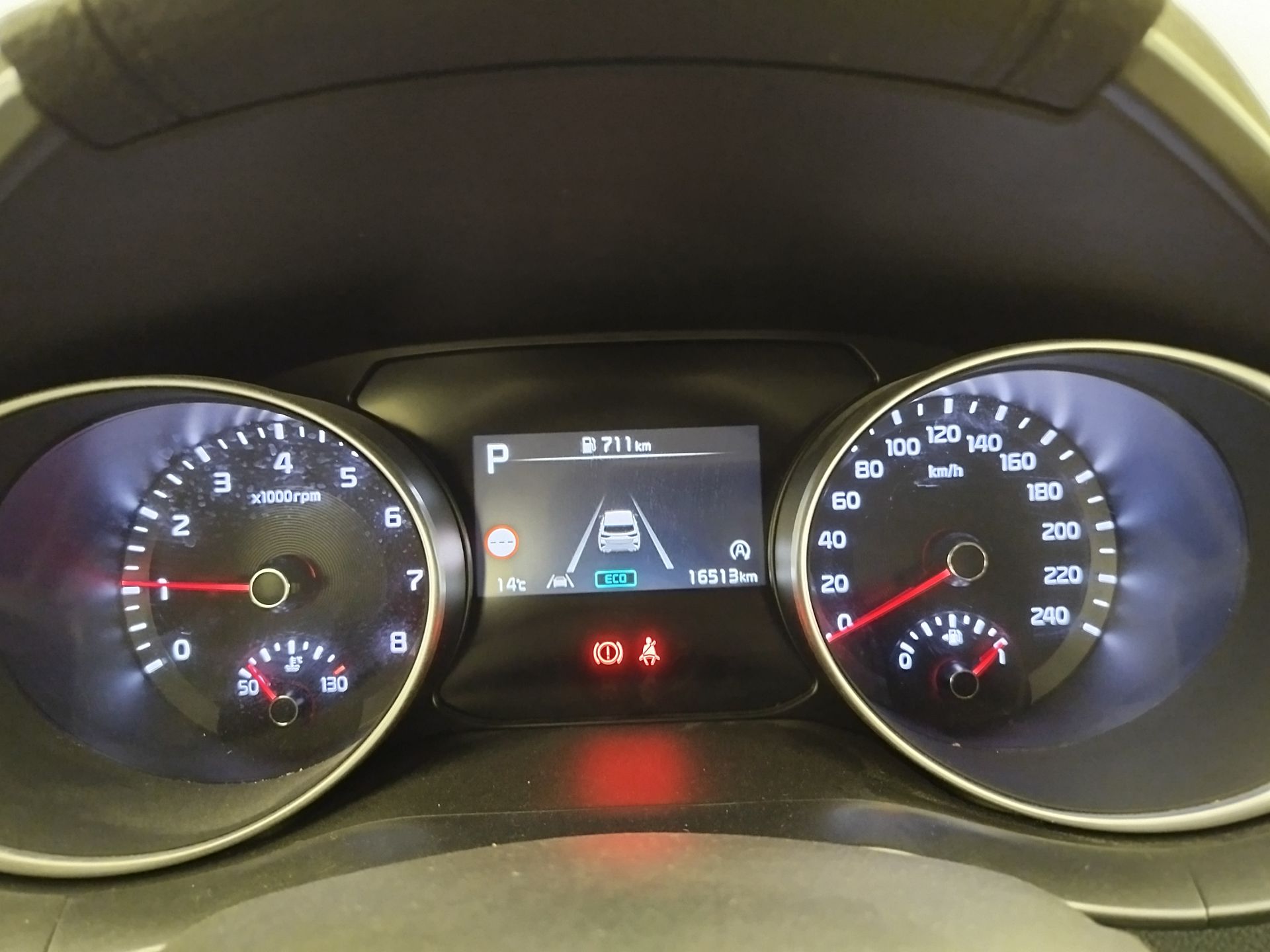 Kia Ceed - 8