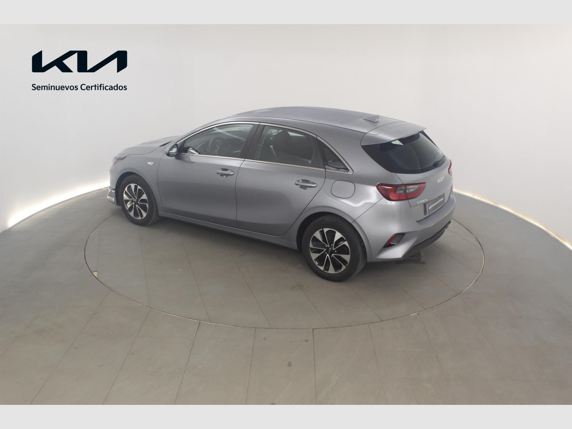 Kia Ceed - 3