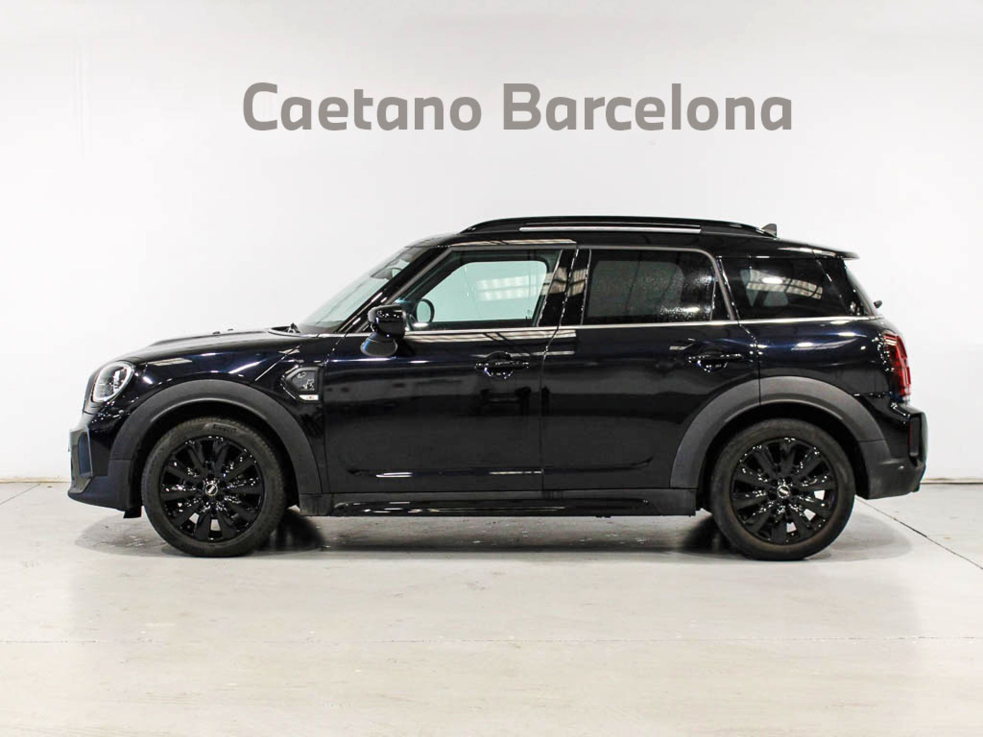 Mini Countryman - 3