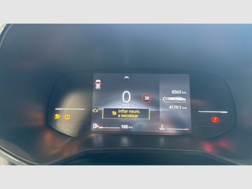 Renault Clio - 9