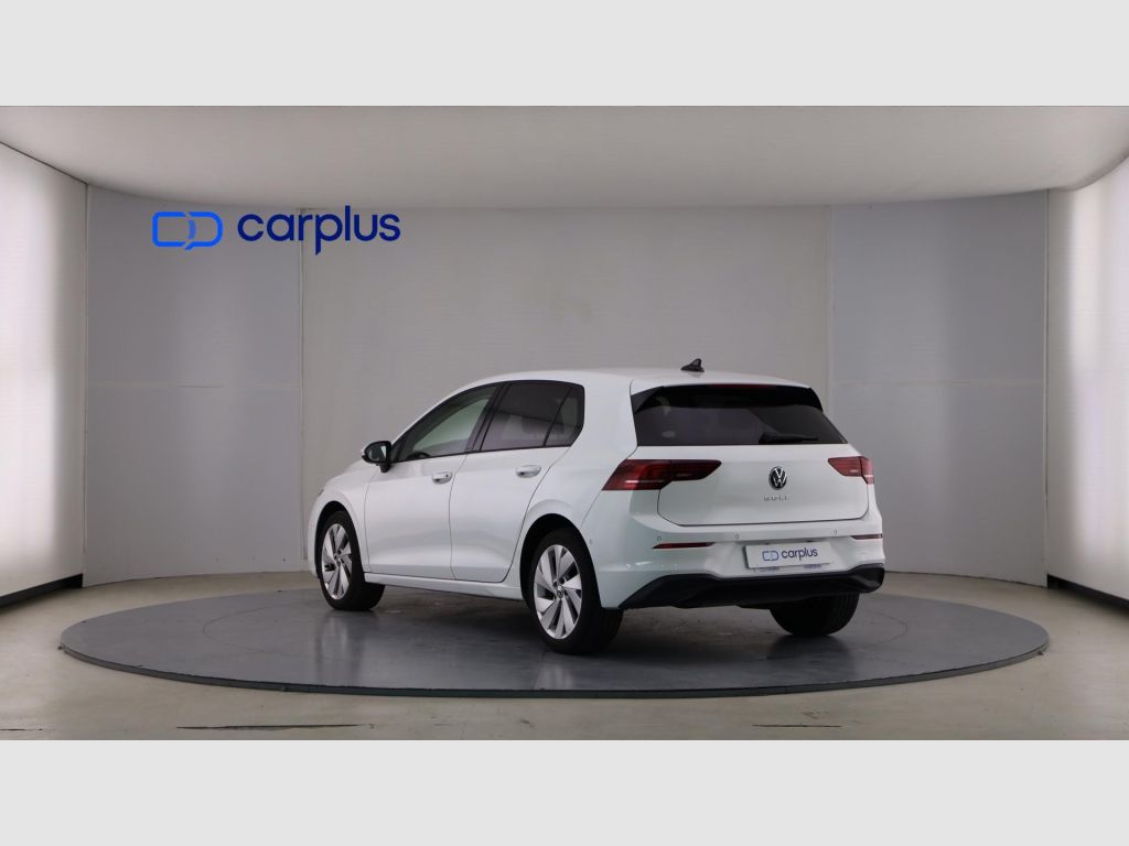 Volkswagen Golf - 5