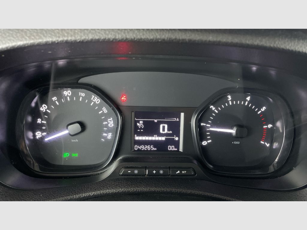 Peugeot Expert - 9