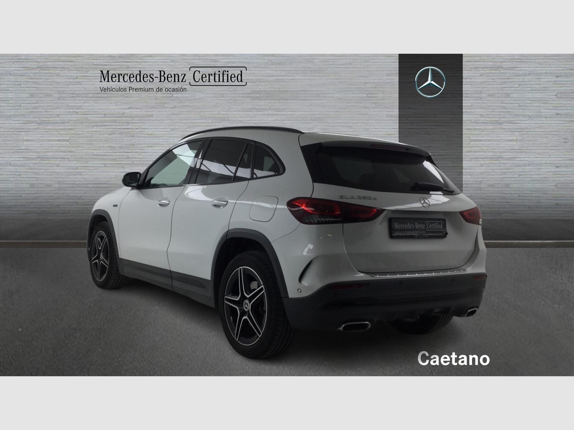 Mercedes-Benz GLA - 5