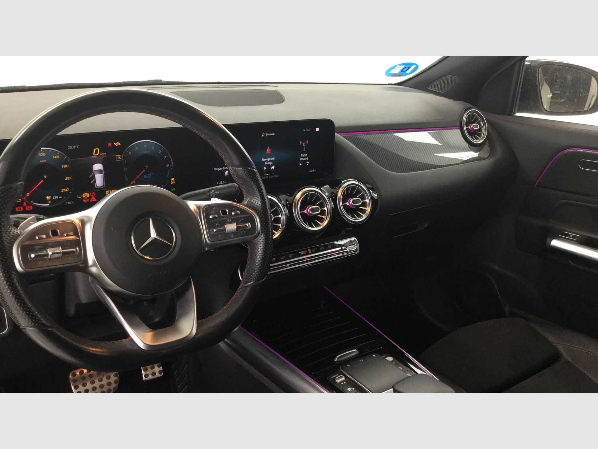 Mercedes-Benz GLA - 9