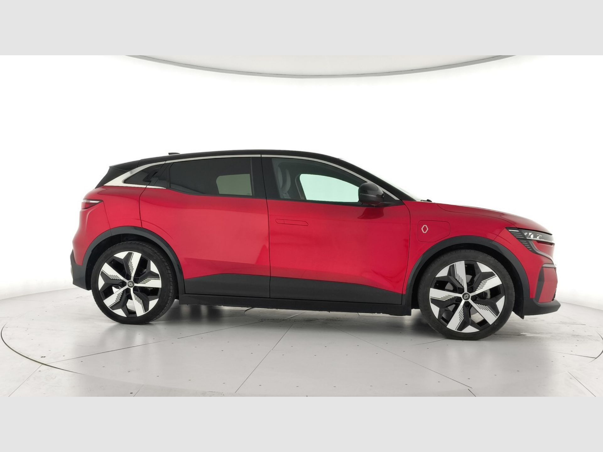 Renault Megane E-Tech - 5