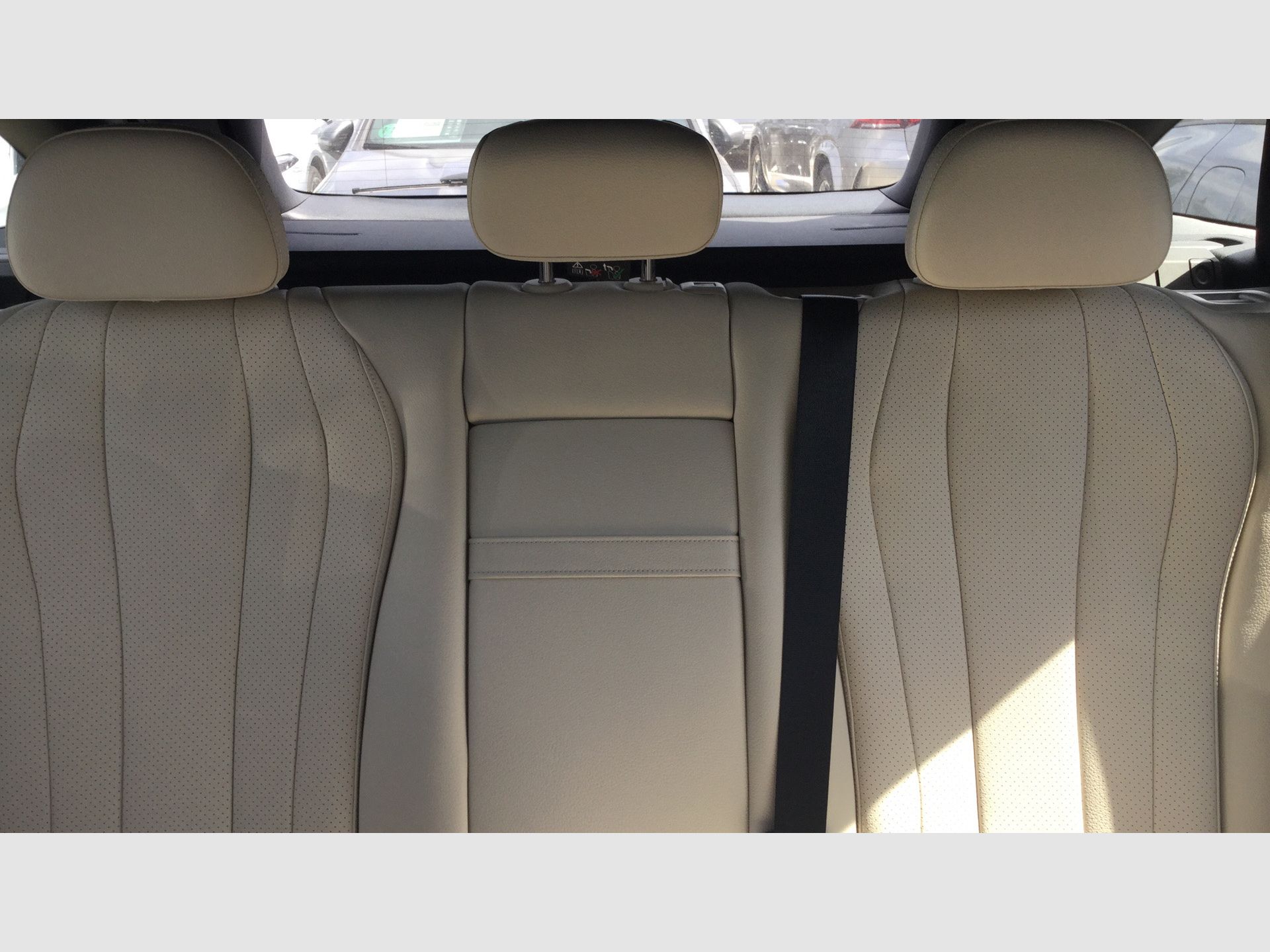 Mercedes-Benz Clase E - 11