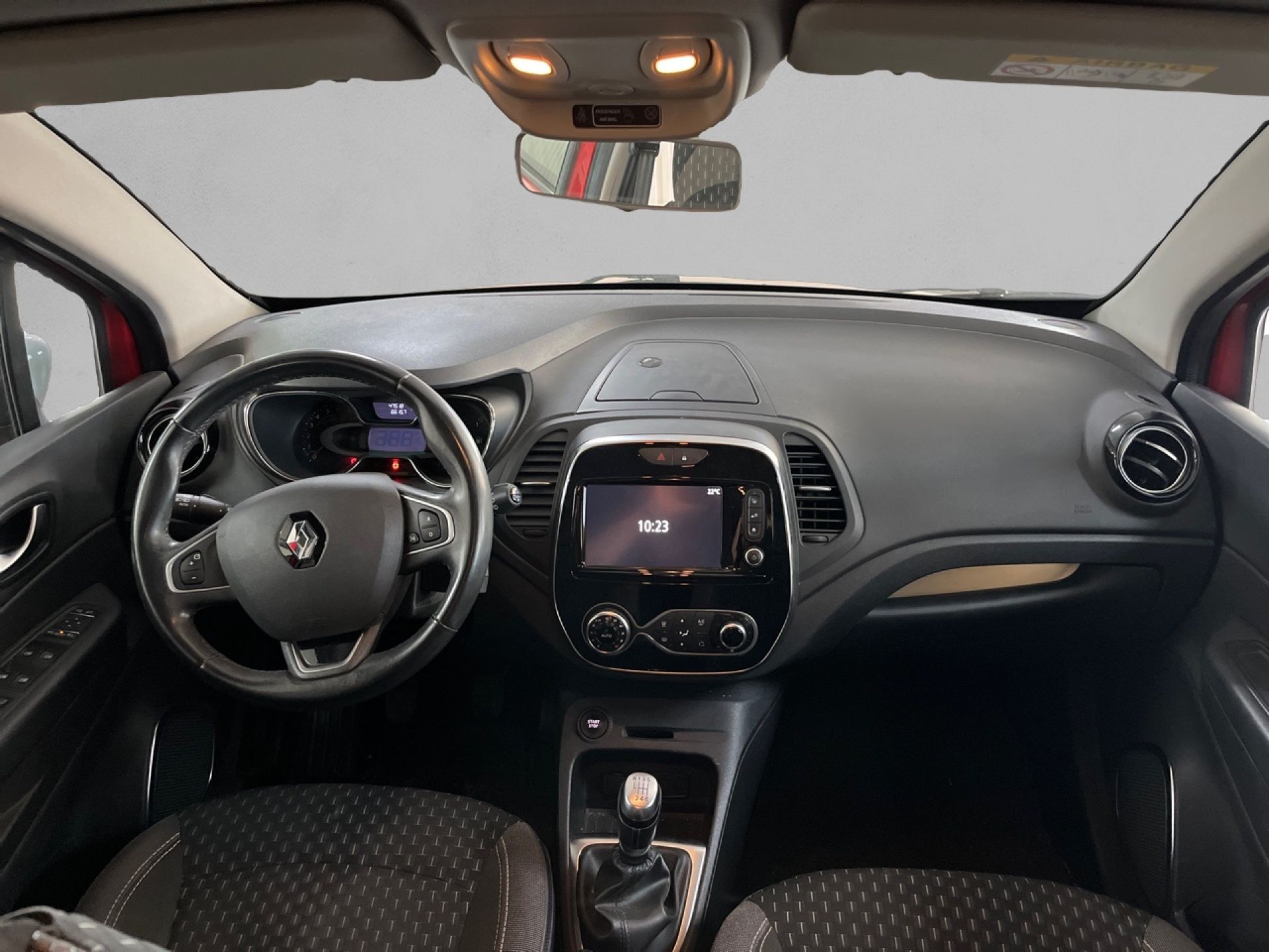Renault Captur - 12