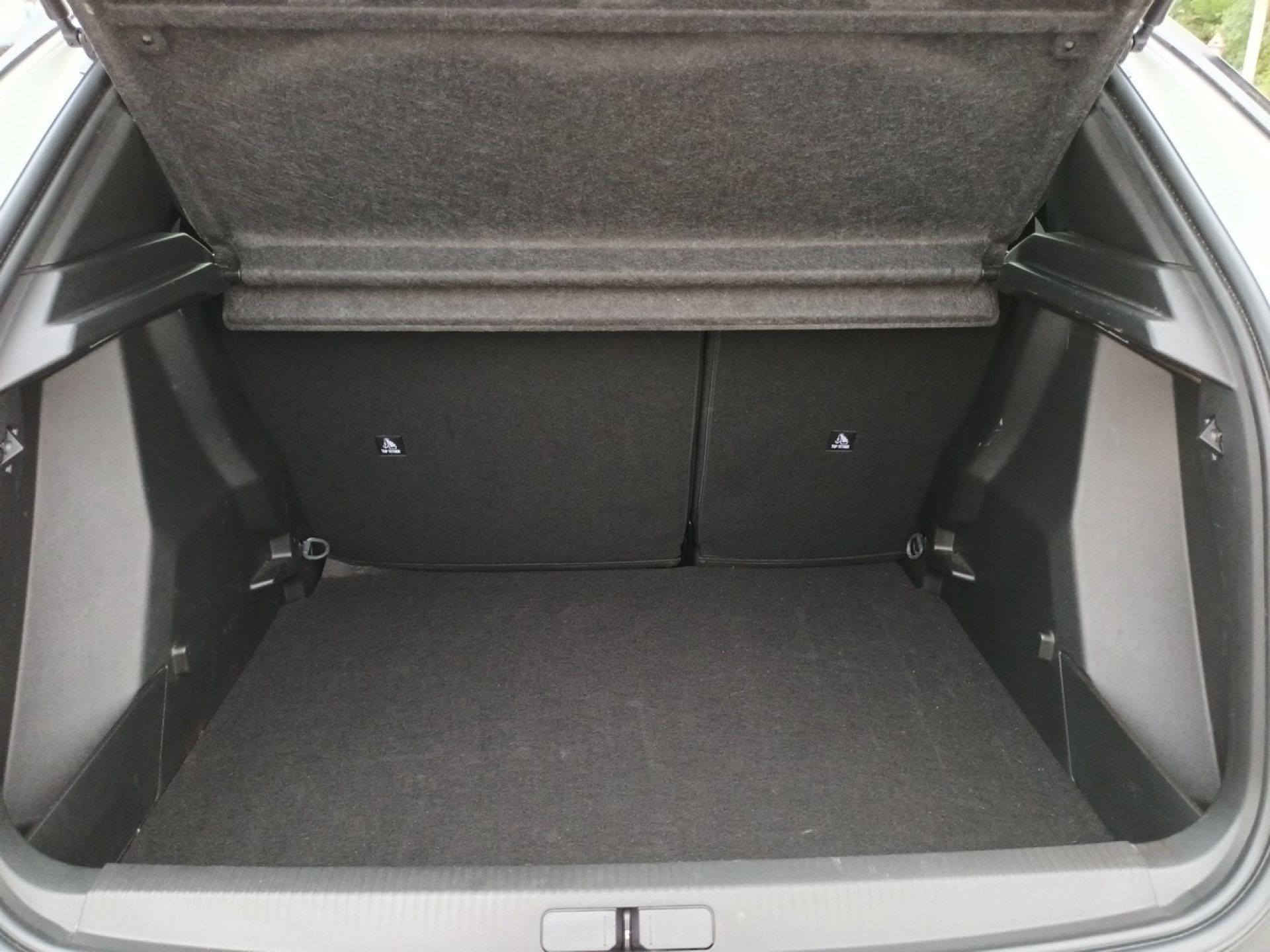 Peugeot 2008 - 7