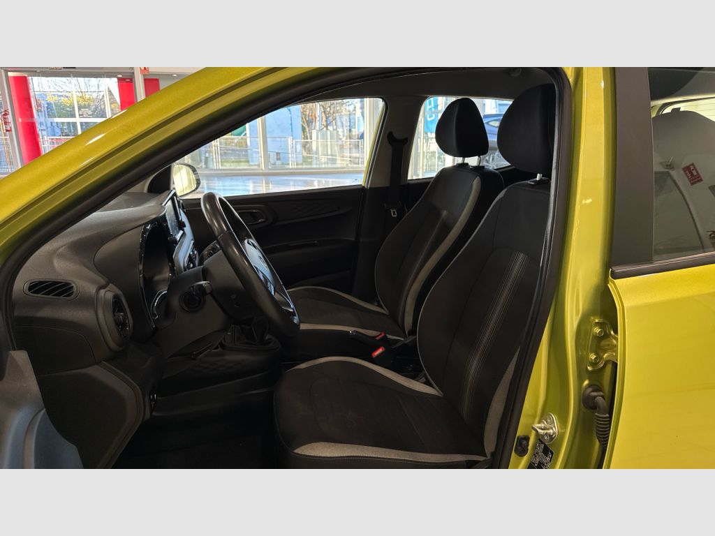 Hyundai i10 - 11