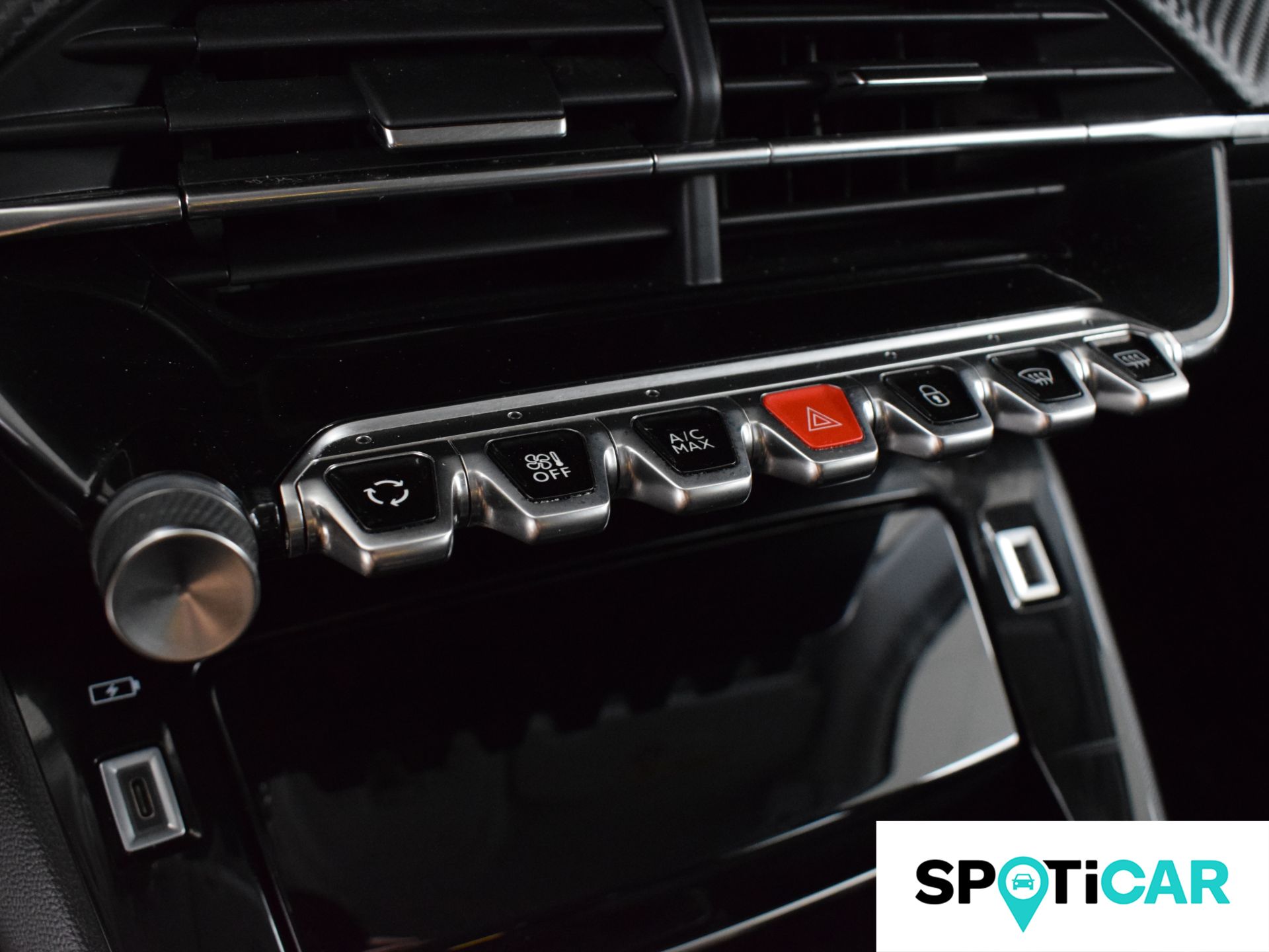 Peugeot 2008 - 12