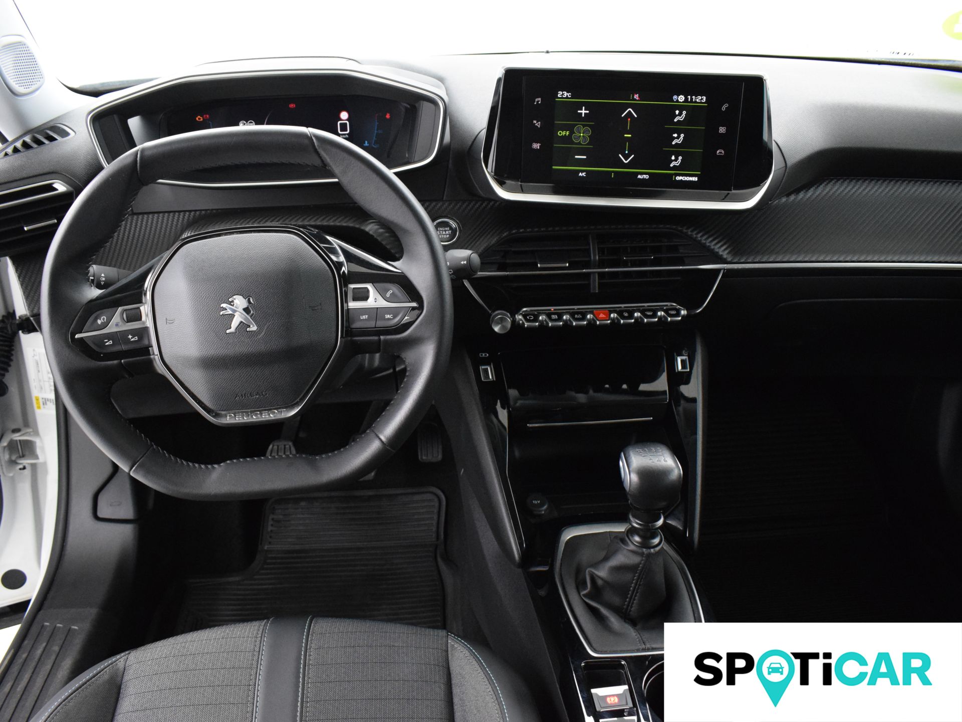 Peugeot 2008 - 8