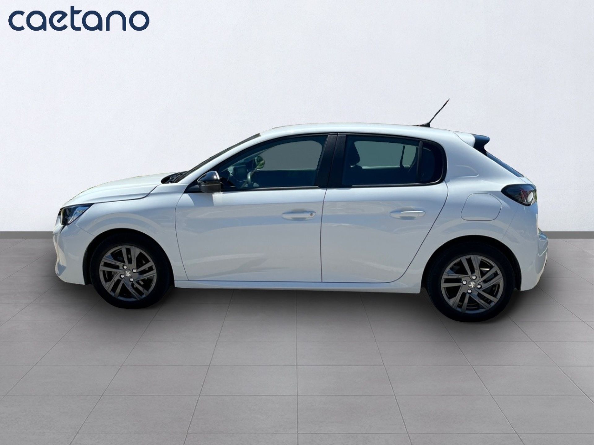 Peugeot 208 - 4