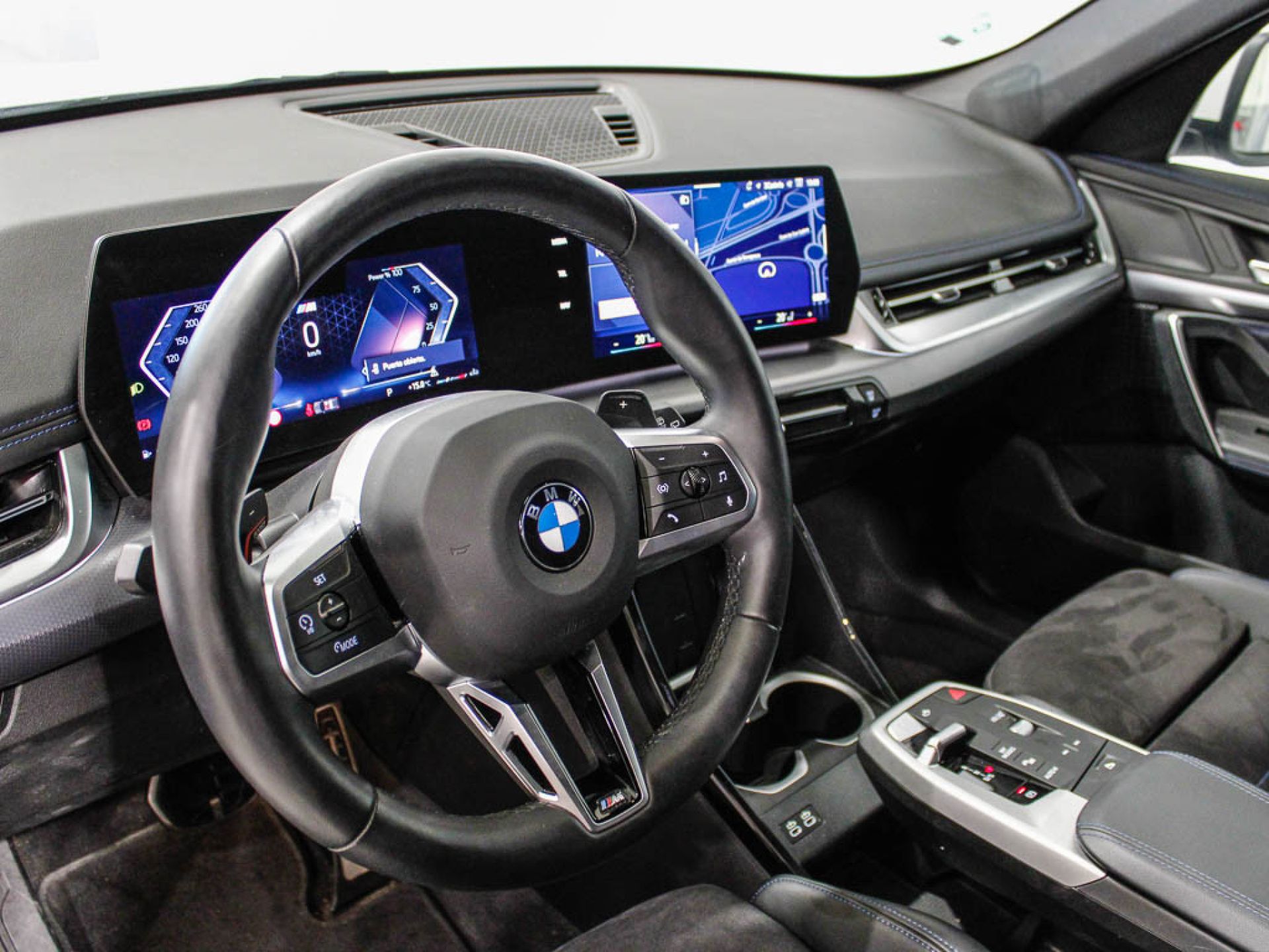 BMW X1 - 11