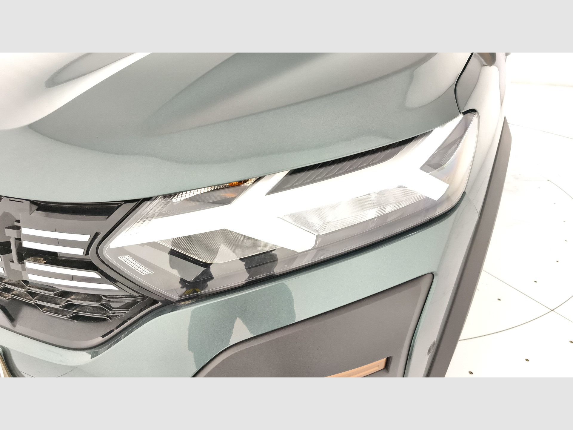 Dacia Sandero - 7
