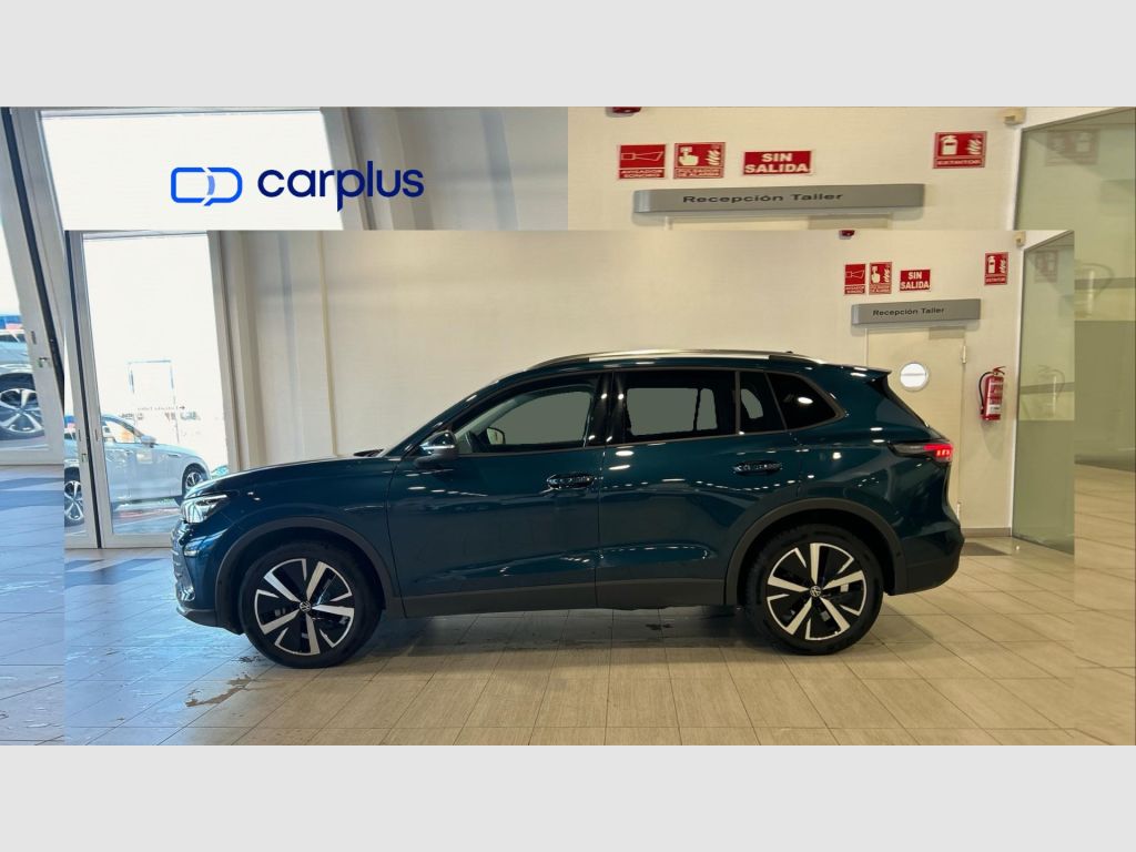 Volkswagen Tiguan - 4